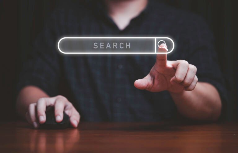 virtual search icon to SEO or search Engine Opt